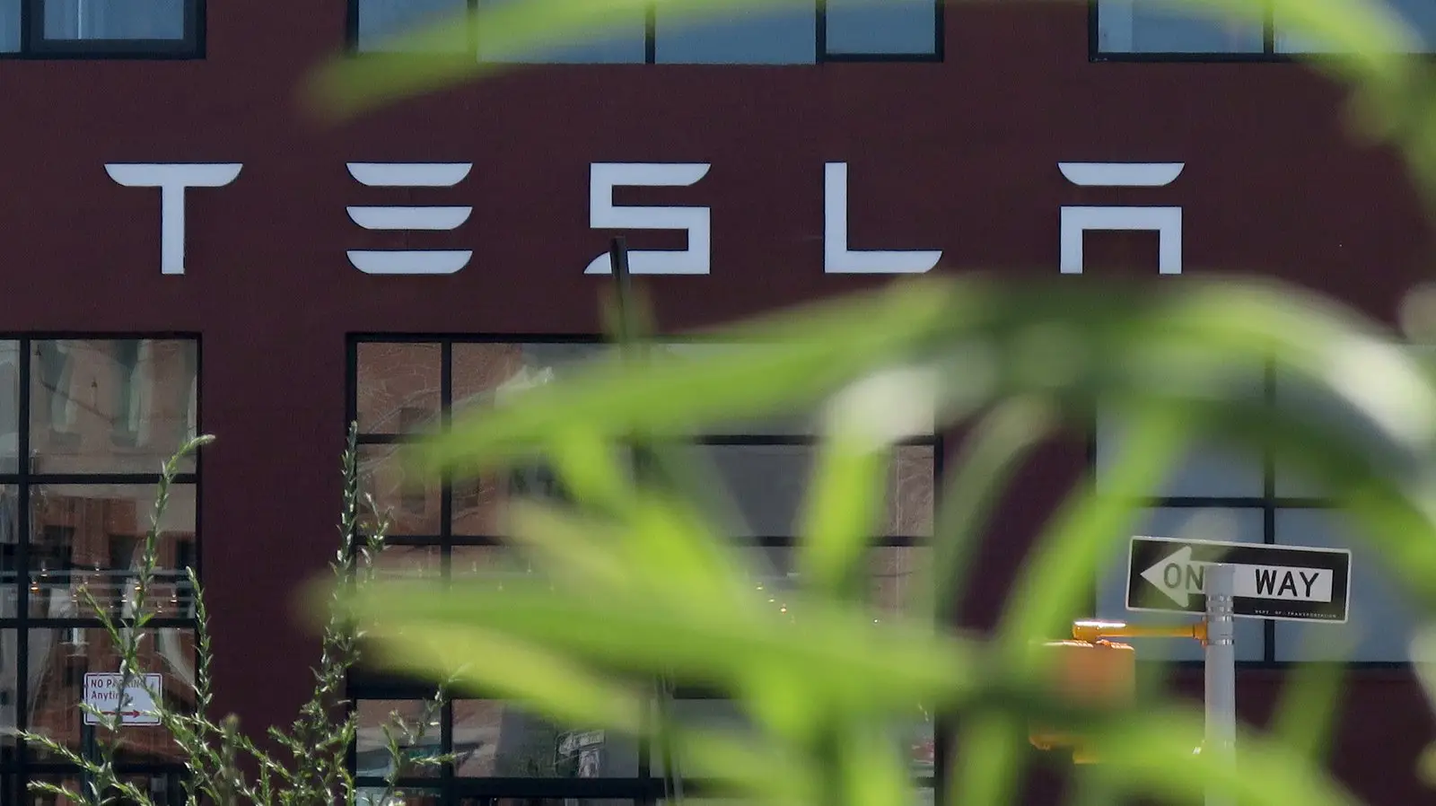 Tesla Sends Investigation Team